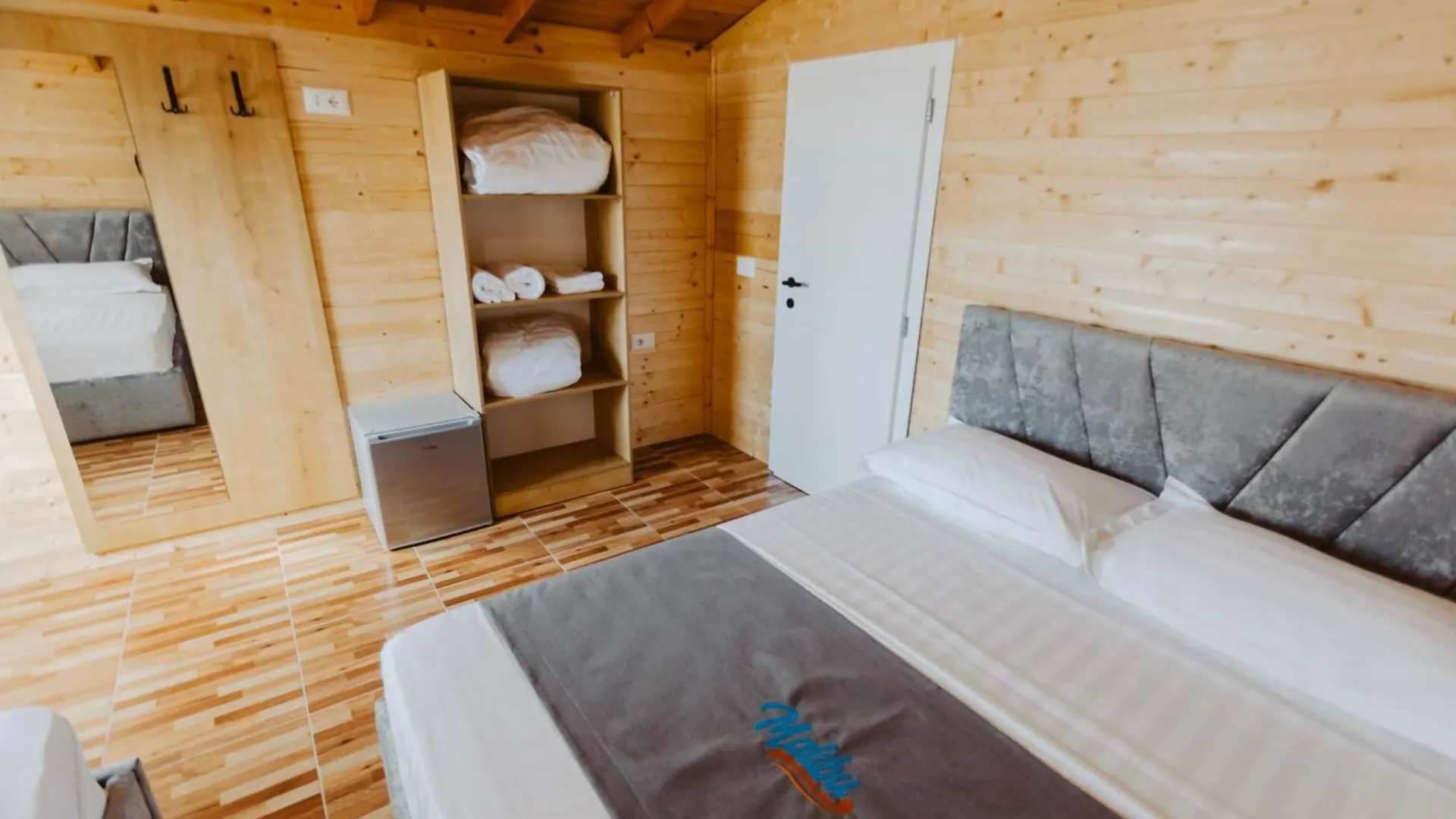 Malibu Spille Villa Albania